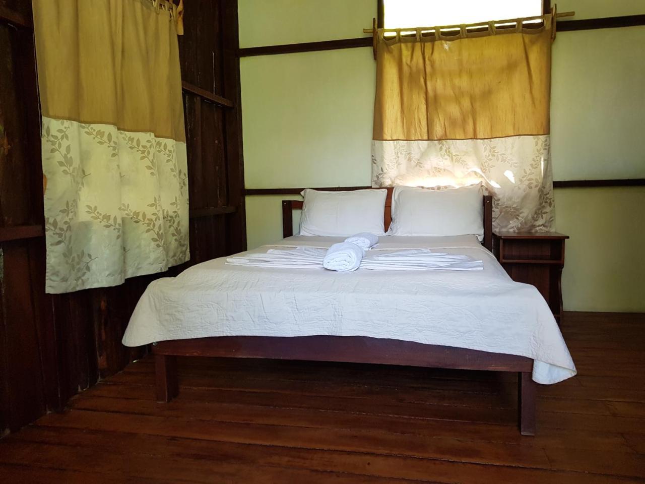 Sukia Hostel Drakes Bay Buitenkant foto
